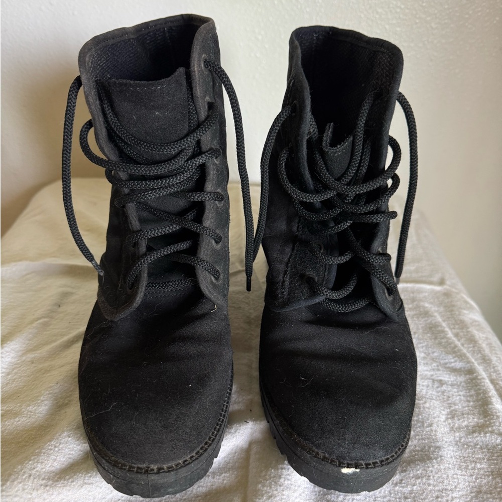 Women’s Black Lace-Up Boots